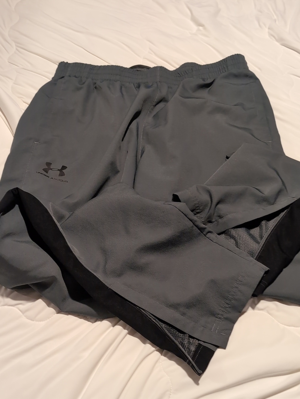 Under Armour Men's Gray Performance Pants